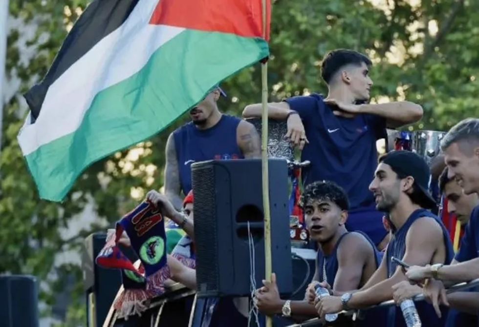 لرفعه علم فلسطين.. وزير الدفاع الإسرائيلي يهاجم لامين جمال ويتقدم بطلب لنادي برشلونة