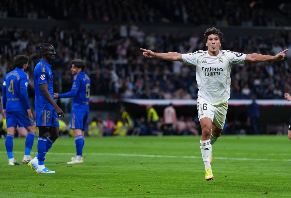 ريال مدريد يعود للانتصارات ويصالح جماهيره بثنائية في مرمى أوفييدو بالدوري الإسباني