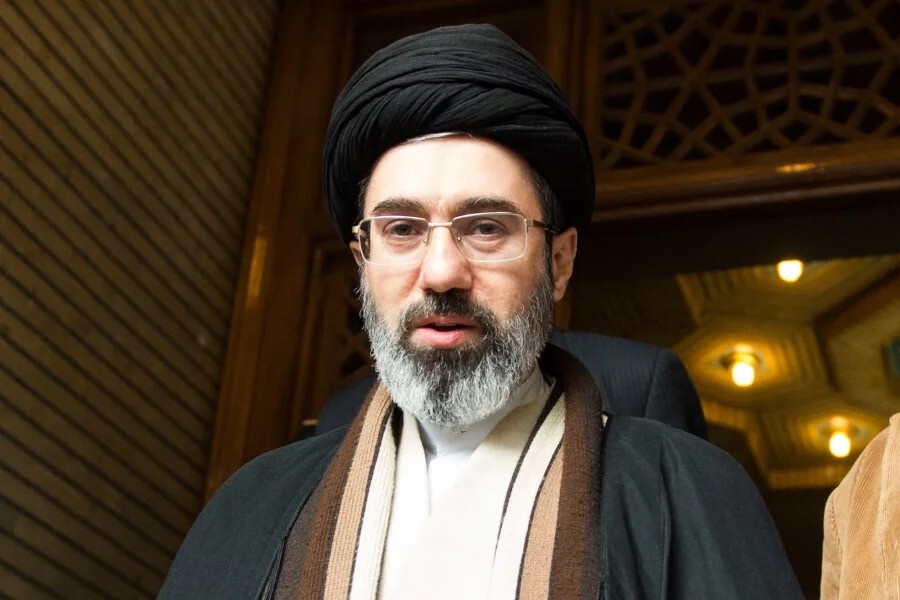 إيران تكشف لأول مرة تفاصيل إصابة مجتبى خامنئي في اليوم الأول من "حرب رمضان"