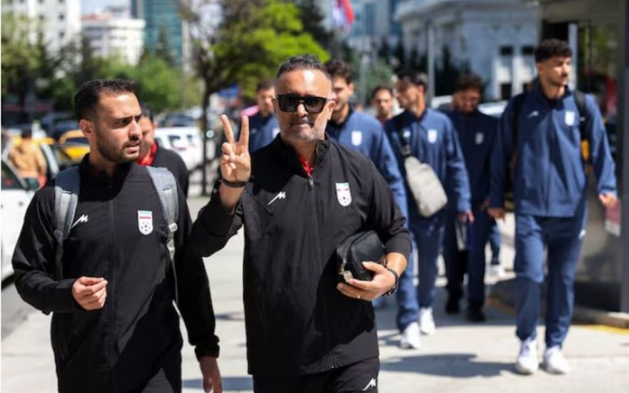 منتخب إيران يطرق أبواب السفارة الأمريكية استعدادا لمونديال 2026