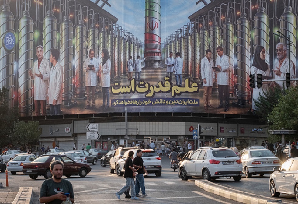 طهران تعلن استعدادها لتقديم طمأنات دولية بشأن ملفها النووي واستقرار المنطقة