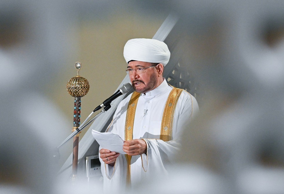 رئيس الإدارة الدينية لمسلمي روسيا: الأضحى نقطة انطلاق لتعزيز القيم الإنسانية والسلام العالمي