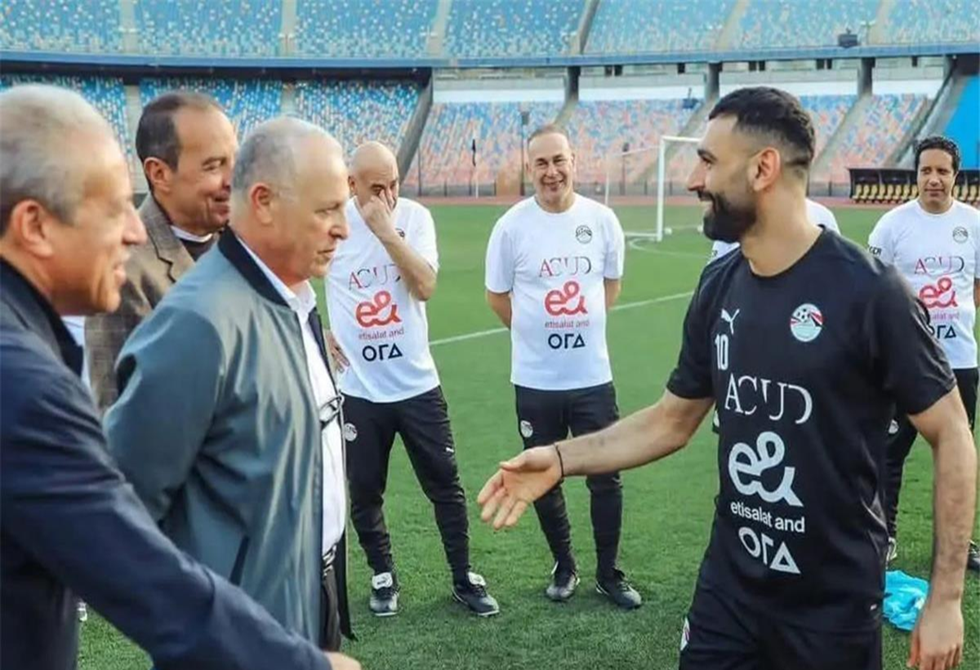 "لن نكتفي بالمشاركة المشرفة".. رئيس الاتحاد المصري يرفع سقف طموح الفراعنة عاليا مع صلاح في المونديال