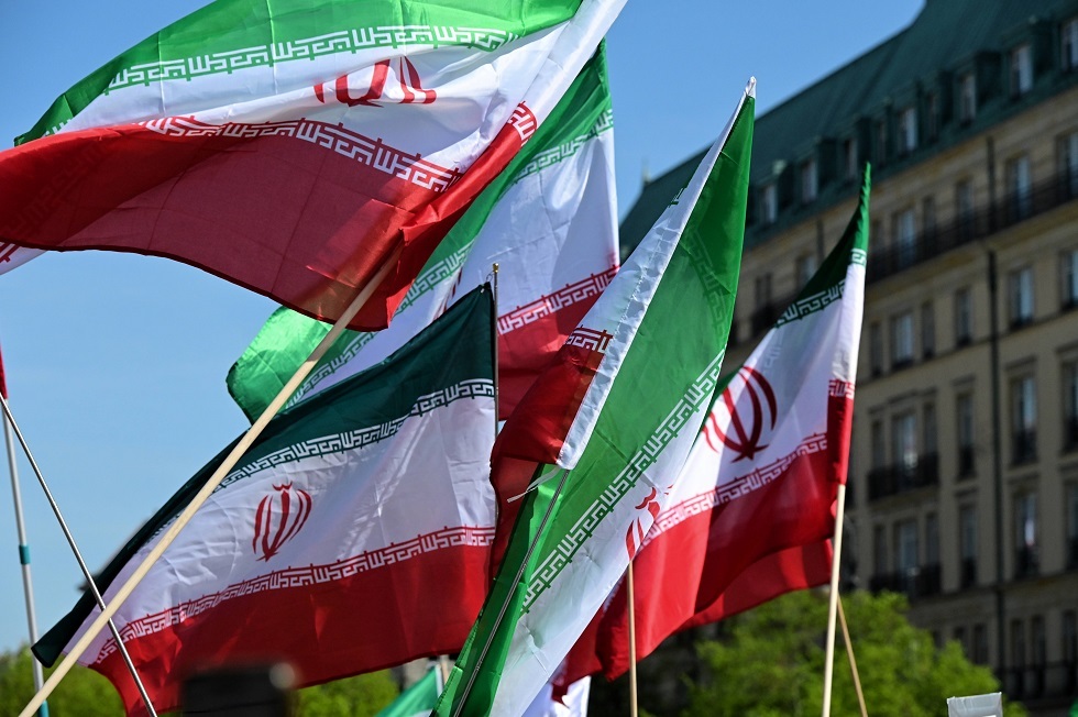 سياسي إيراني: طهران وواشنطن قريبتان من التوصل إلى اتفاق