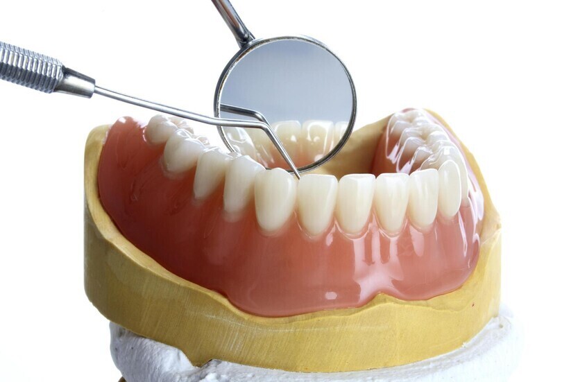 علاج طبيعي يحسن صحة الفم واللثة