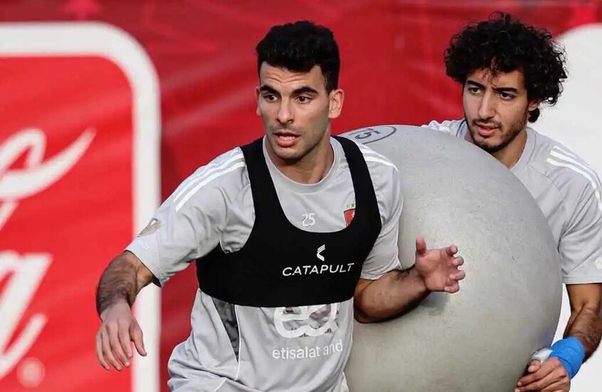 الأهلي المصري يوجه ضربة قوية لبعض نجوم الفريق