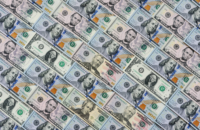 بنك إسرائيل يضخ 801 مليون دولار في سوق العملات خلال مايو