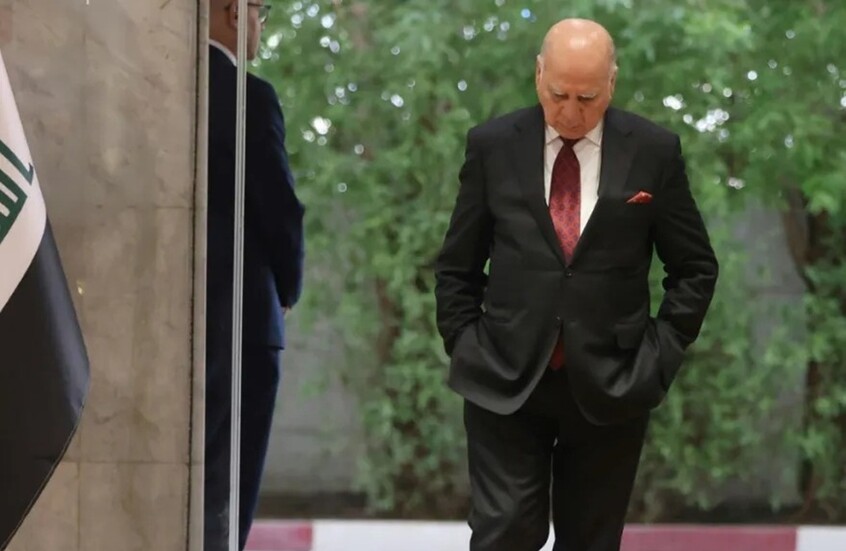 وزير الخارجية العراقي يحذر من "وضع مالي خطر" إذا استمر إغلاق مضيق هرمز
