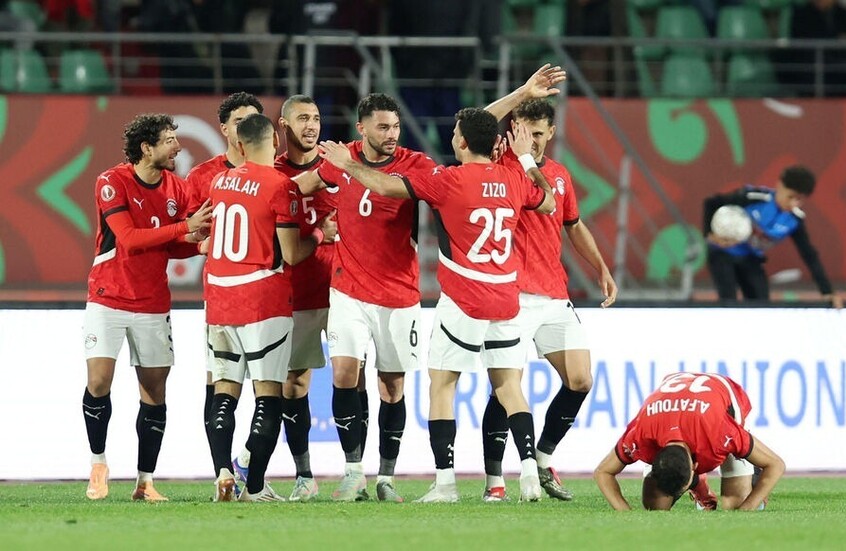 "الفيفا" يعتمد طاقم تحكيم مواجهة مصر وبلجيكا في كأس العالم