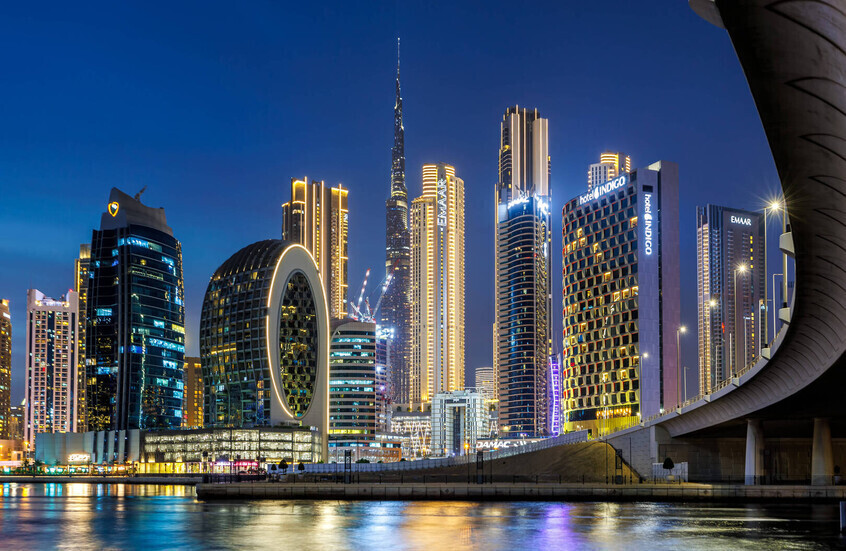 الإمارات.. حريق في الطوابق العليا من أبراج الإمارات المالية في دبي والسبب لا يزال مجهولا