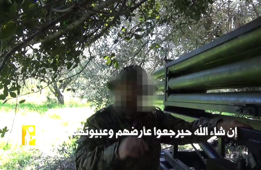  لقطات مصورة توثق رسائل مقاتلي "حزب الله" لأهالي الجنوب من على الجبهة (فيديو)