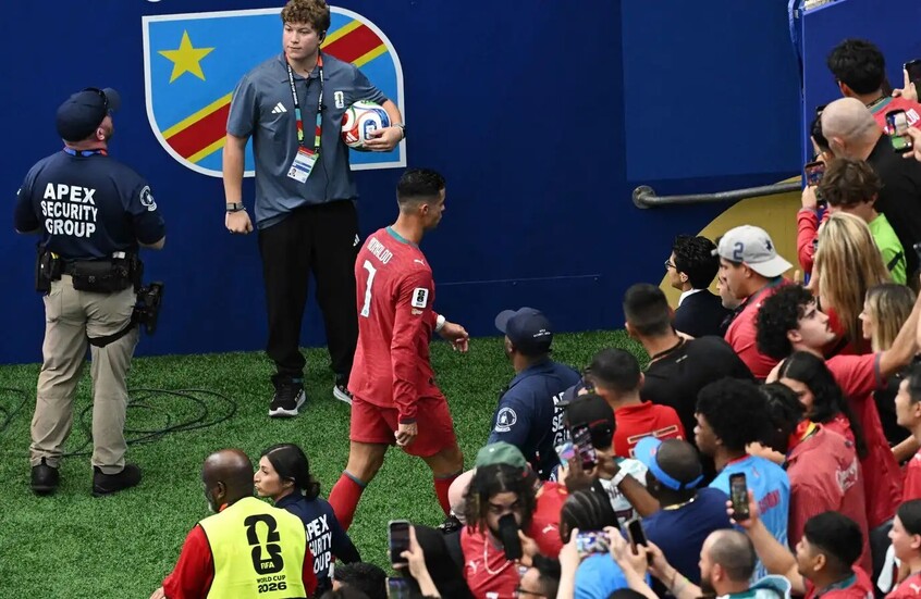 بسبب رونالدو.. جماهير البرتغال تنقلب على برونو فيرنانديز (فيديو- صورة)