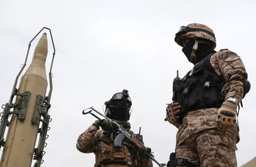 الحرس الثوري الإيراني ردا على رسالة خامنئي: جاهزون للعدو في البر والبحر والجو أكثر من أي وقت مضى