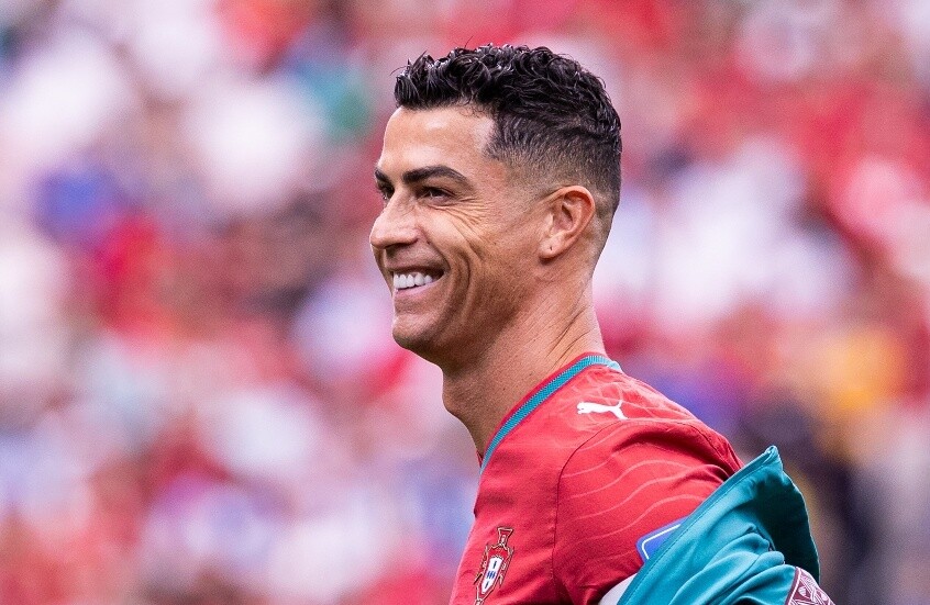 رونالدو بين التفتيش والمزاح.. لقطة طريفة في كأس العالم 2026