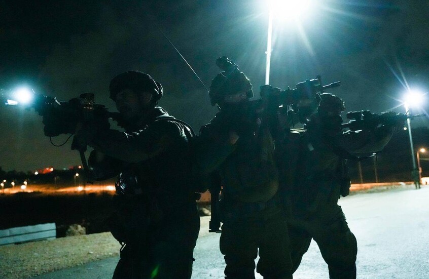 "القناة 12": مسلحون يطلقون النار على قوة إسرائيلية في المنطقة الأمنية داخل الأراضي السورية (فيديو)