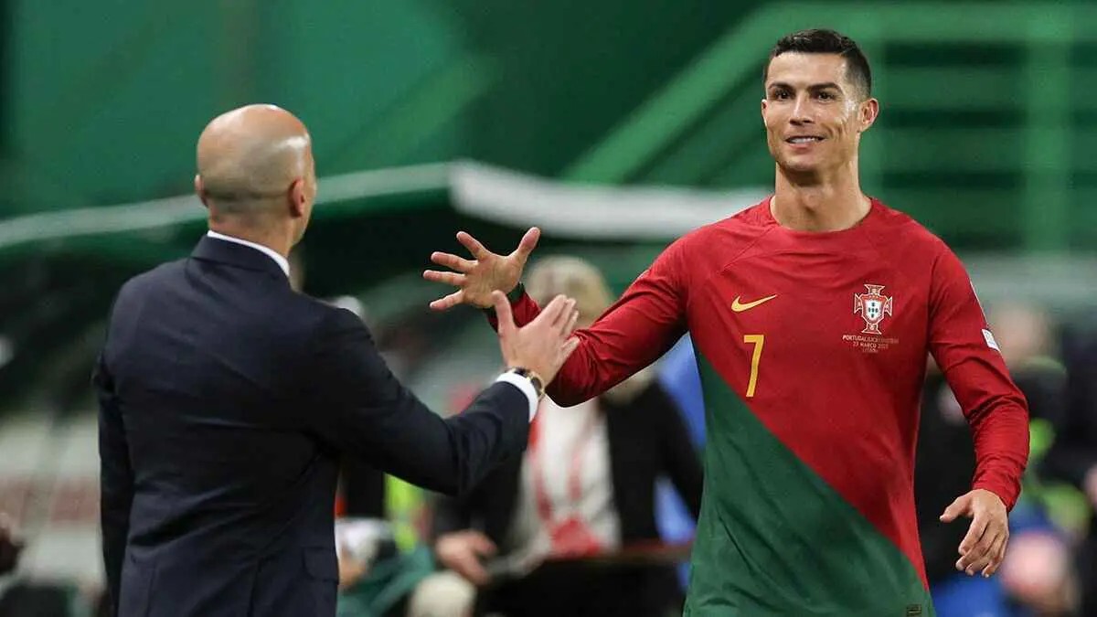 بكلمة واحدة.. منتخب البرتغال يعلق على التحاق كريستيانو رونالدو (صورة)