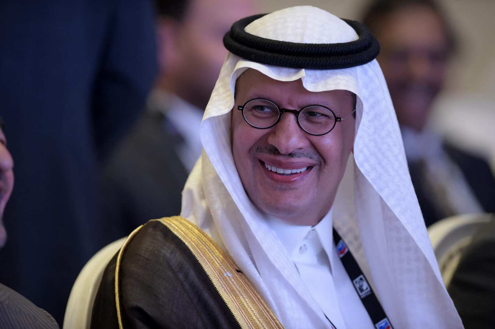 بن سلمان: إذا لم تكن تعرف فاصمت!  (فيديو)