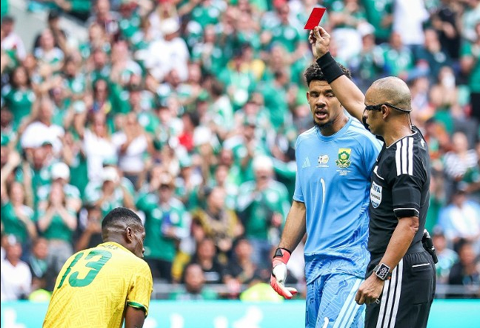 أول حالة طرد في كأس العالم 2026