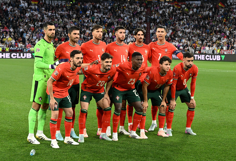 لماذا يرتدي نجوم البرتغال أساور في كأس العالم 2026؟