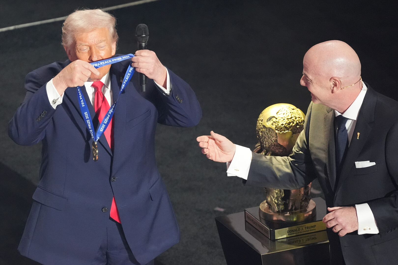 فيفا توافق على طلب ترامب بشأن مراسم تتويج بطل العالم 2026