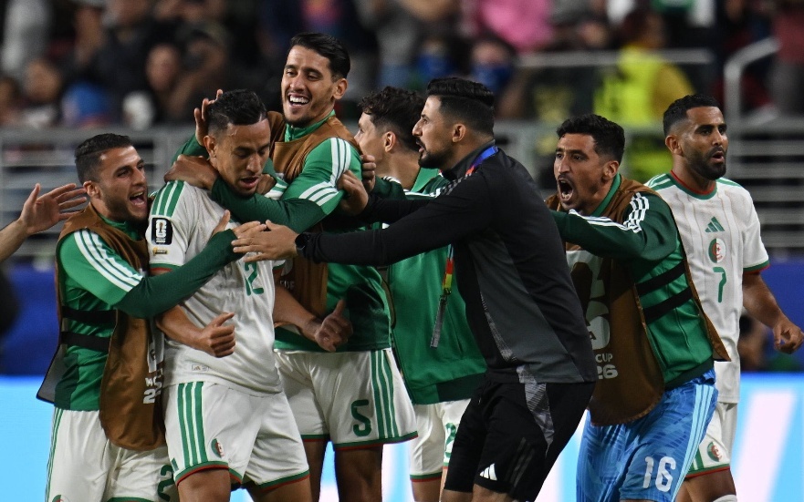 الجزائر تقلب الطاولة على الأردن وتفوز 2-1 في مونديال 2026