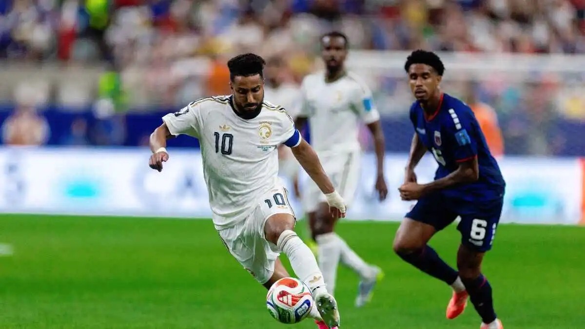 تقارير تتحدث عن قرار من اتحاد الكرة السعودي بعد الخروج من كأس العالم (فيديو)
