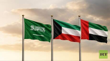 الكويت تجري محادثات مع السعودية والإمارات لاستخدام خطوط أناب