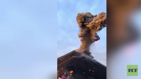 غواتيمالا.. قصف بركاني تجاه سياح على سفح جبل فويغو