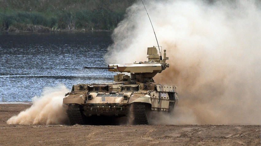 Оклопно борбено возило за пружање подршке тенковима „Терминатор 2“ на изложби савременог перспективног наоружања и војне и специјалне технике на Међународном војнотехничком форуму 2017. године, полигон Алабино. 
