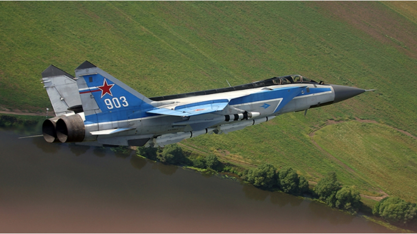 Nadzvočni lovec-prestreznik MiG-31.