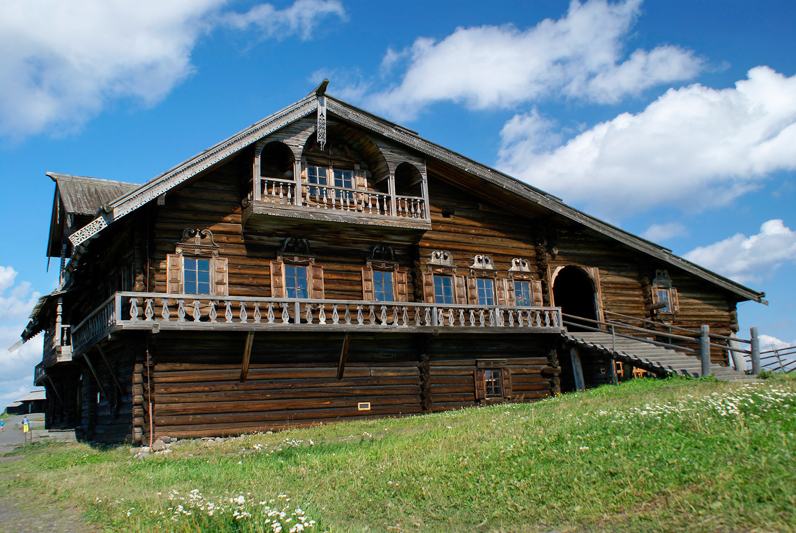 Casa de madeira em Ochenev