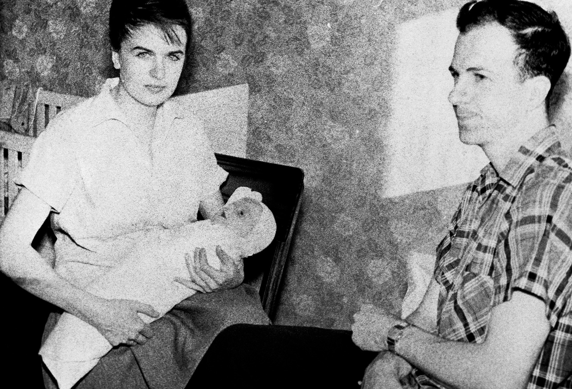 Lee Harvey Oswald, his wife Marina, and his daughter June Lee, while living in Minsk.