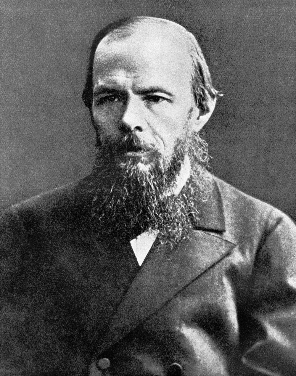 Dostoiévski foi enviado à Sibéria e exílio resultou no livro “Recordações da Casa dos Mortos”.