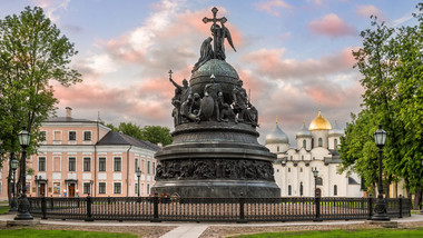 На денешен ден: Пред 155 години во Новгород откриен споменикот „Милениум на Русија“ 