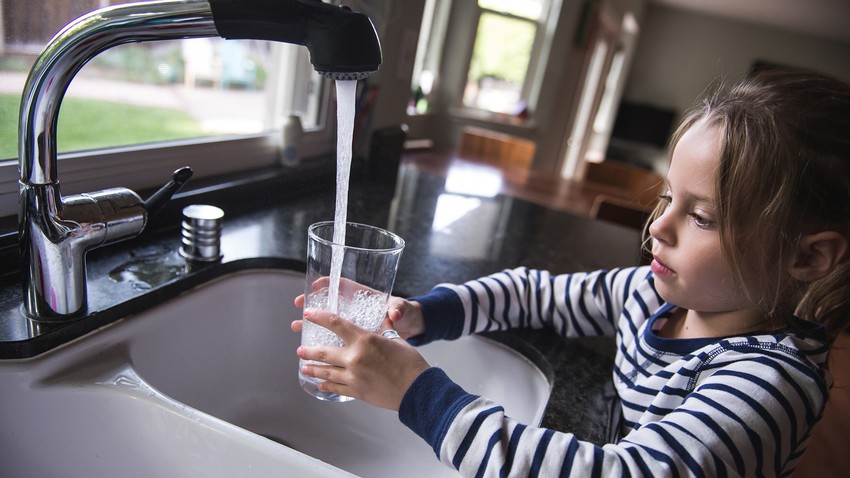 You won’t get any infection if you drink tap water, but it’s better to use filter jug.