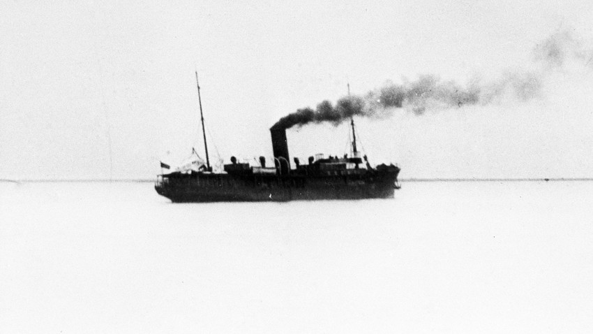 Icebreaker “Malygin.” 
