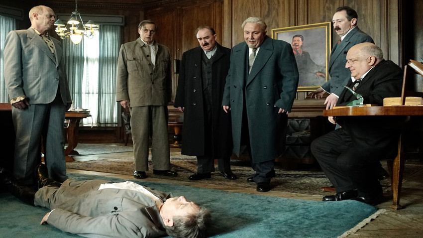 Кадар од филмот „Смртта на Сталин“ (2017) на Армандо Јанучи