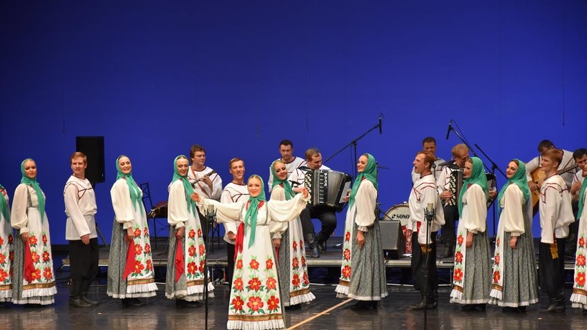 Akademski zbor Pjatnickega v SNG Opera in balet Maribor