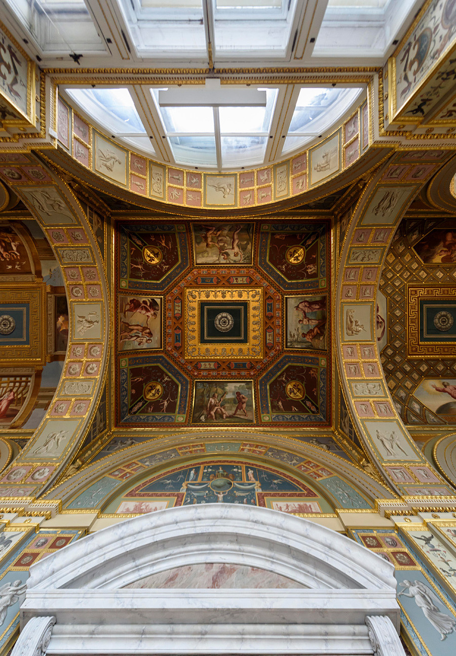 Celling in The Hermitage, Saint Petersburgю