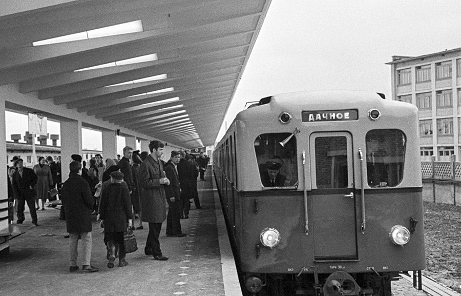 Passengers wait for a train at the Dachnoye metro station, 1966