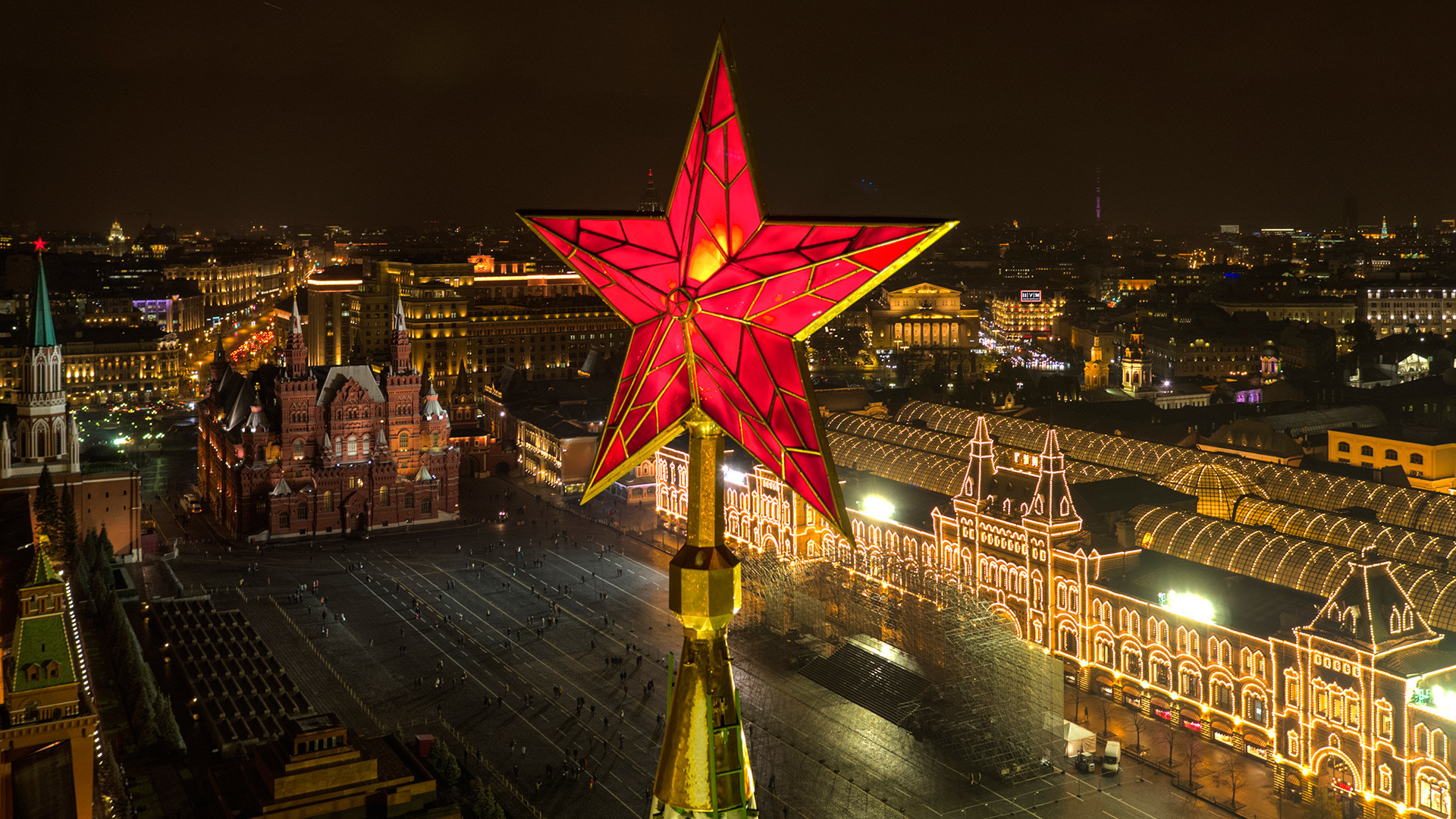 Звездите на Кремъл: символите на СССР стават на 80, но дали ще оцелеят? -  Russia Beyond България