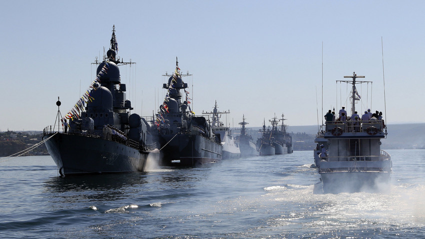 Бродови на руската Воена морнарица