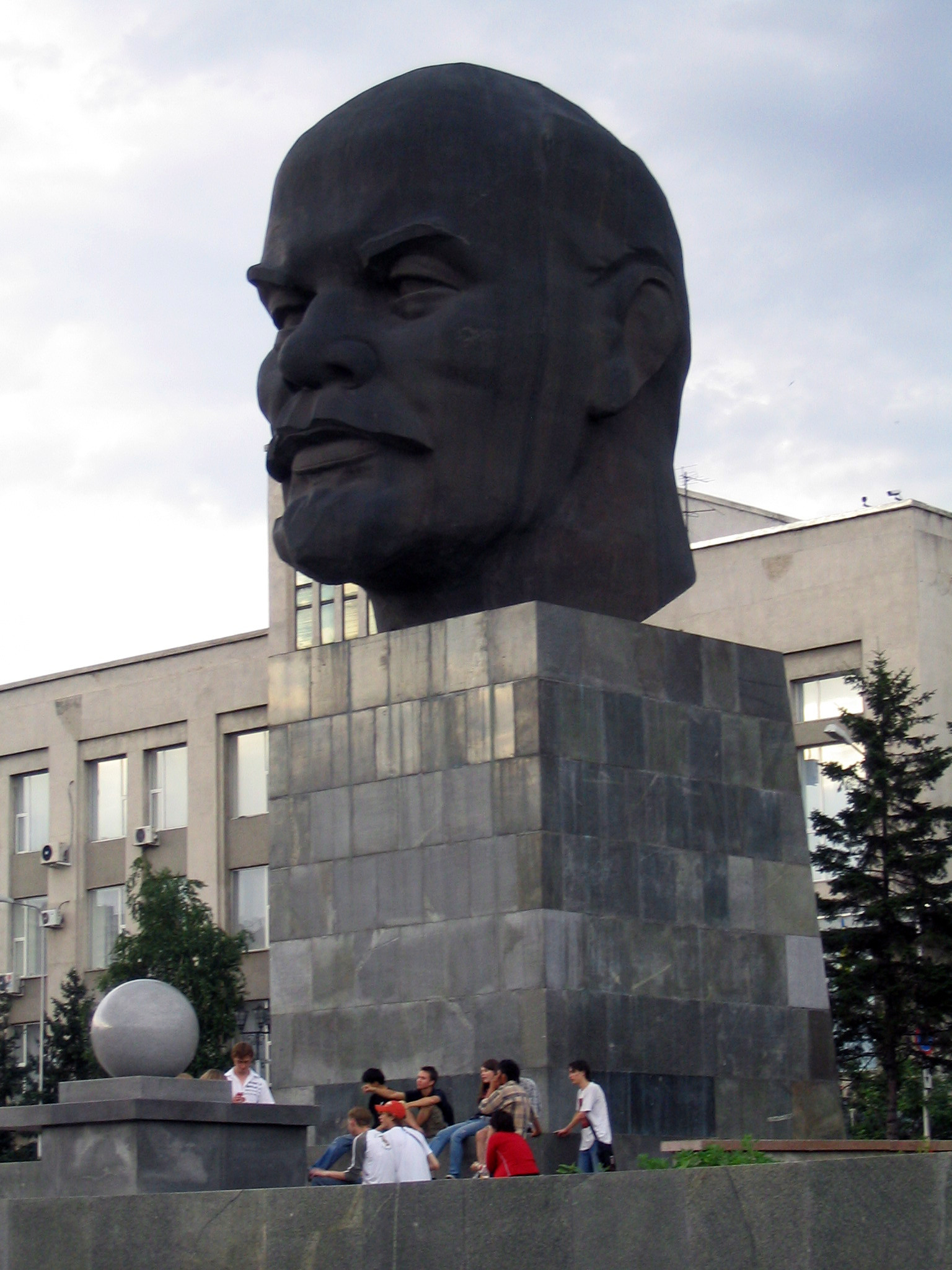 Največji Leninov kip na svetu (Ulan-Ude, Burjatija, Rusija).
