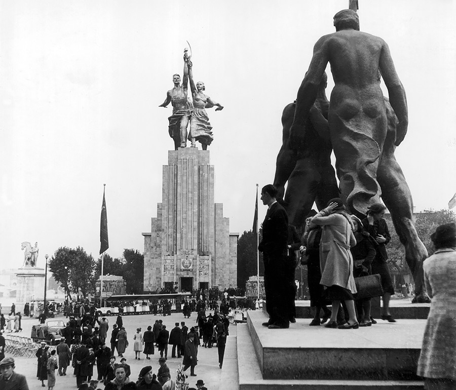 Soviet and German pavilions facing each other directly during the 1937 World Fair in Paris. 