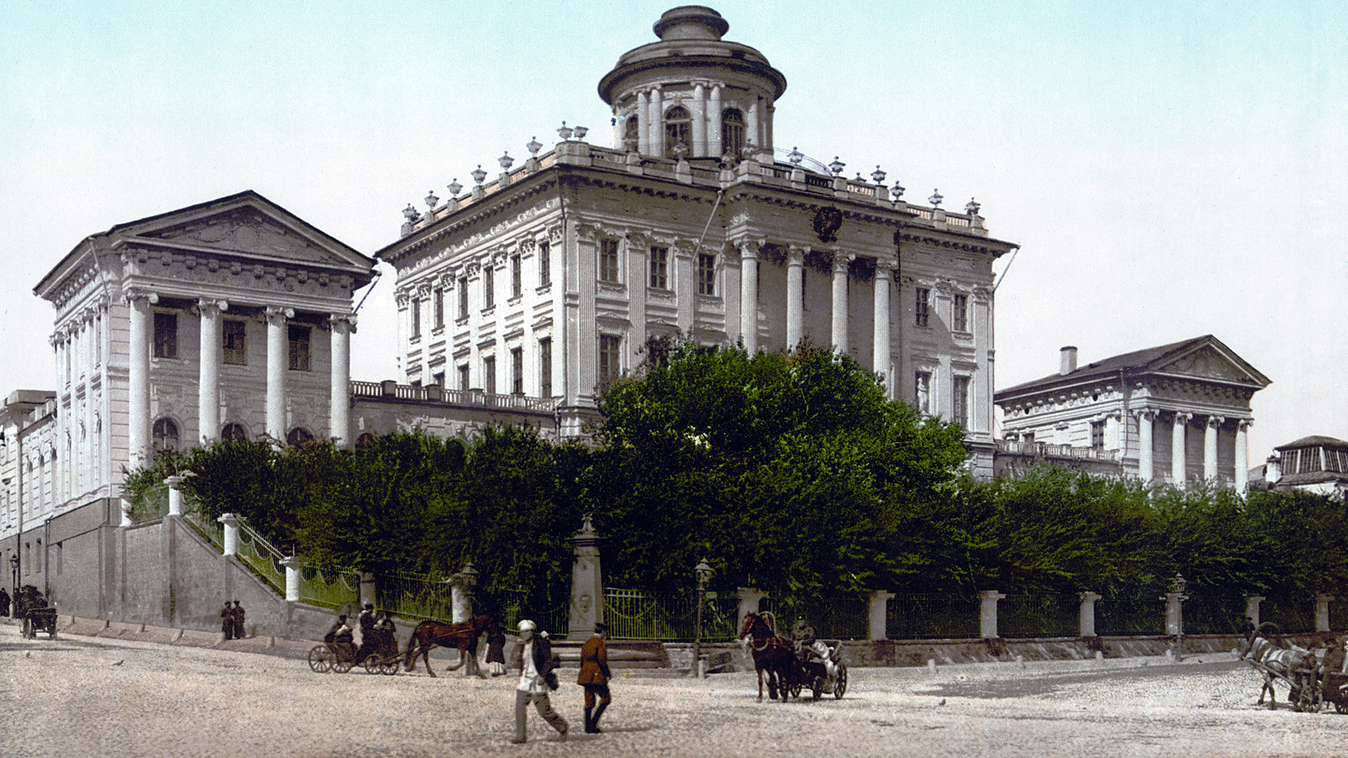 19th-century postcard of Pashkov House 
