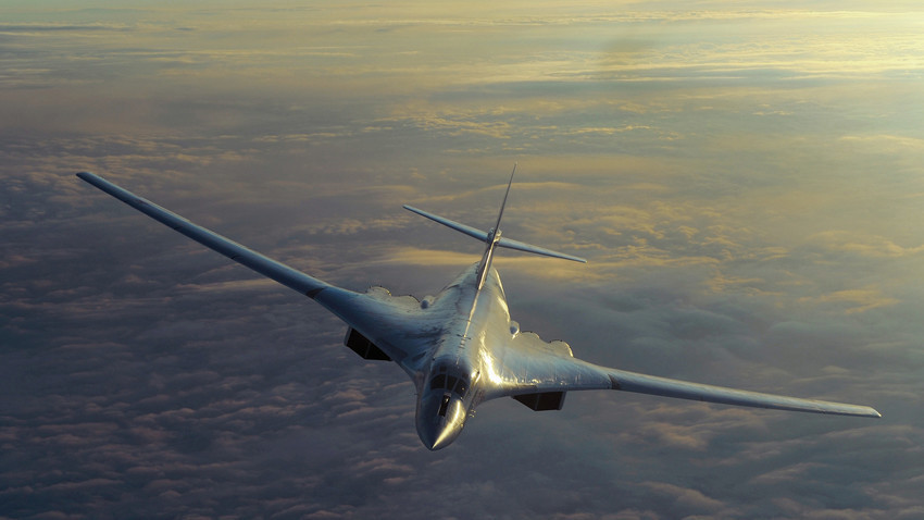 H-50 bo lahko nameščena v bombnike Tu-22M3, Tu-95MS in Tu-160, ki ga vidite tukaj na sliki
