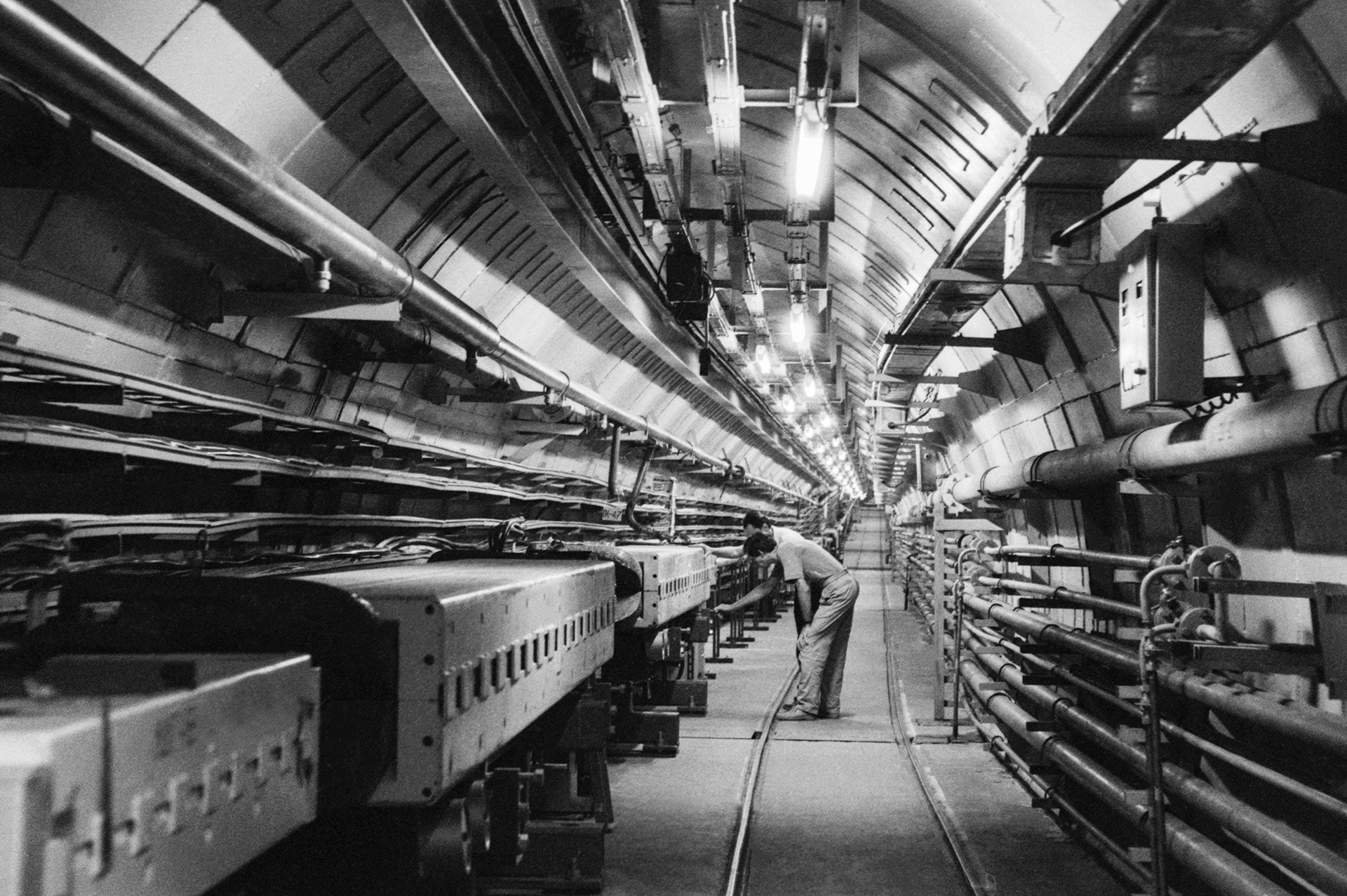  Institute for High Energy Physics in Protvino, Moscow region. Maintenance of magnets in the particle accelerator complex