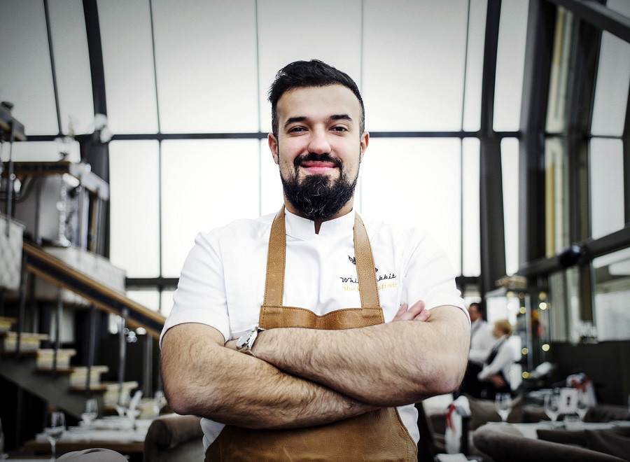 Küchen- und Restaurantchef Wladimir Muchin höchstpersönlich