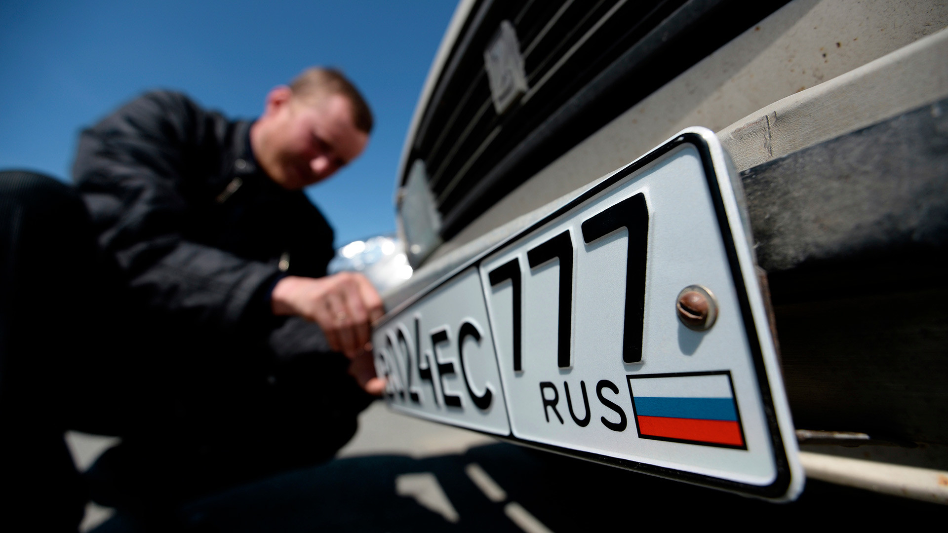 Hidden messages of Russian license plates - Russia Beyond