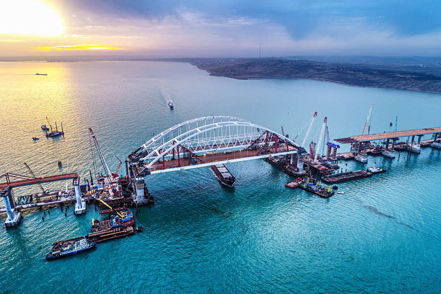 The Crimean Bridge is being built across the Kerch Strait, uniting Russia with Crimea.